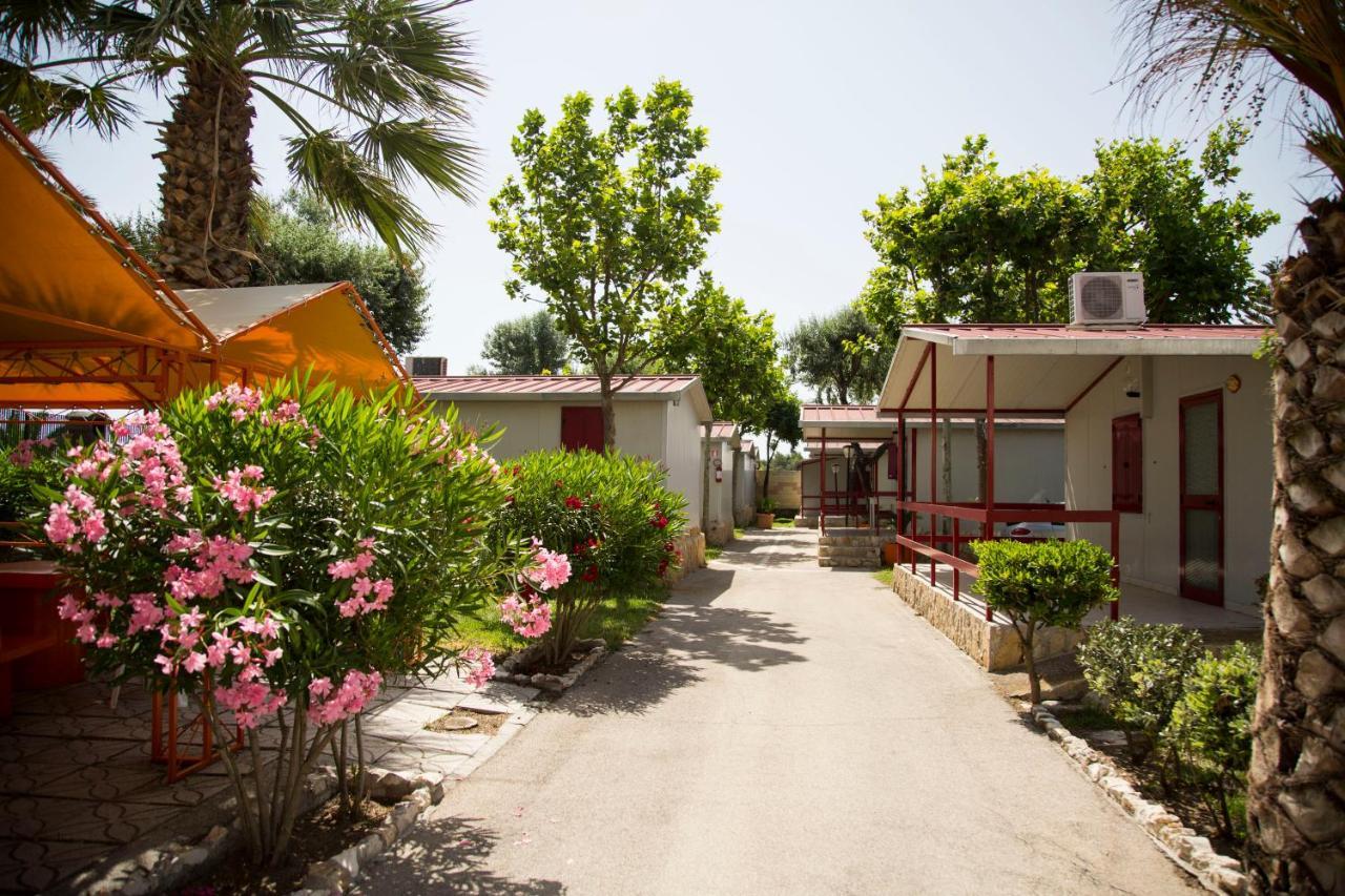 Villaggio Albergo Cervo Zapponeta Esterno foto